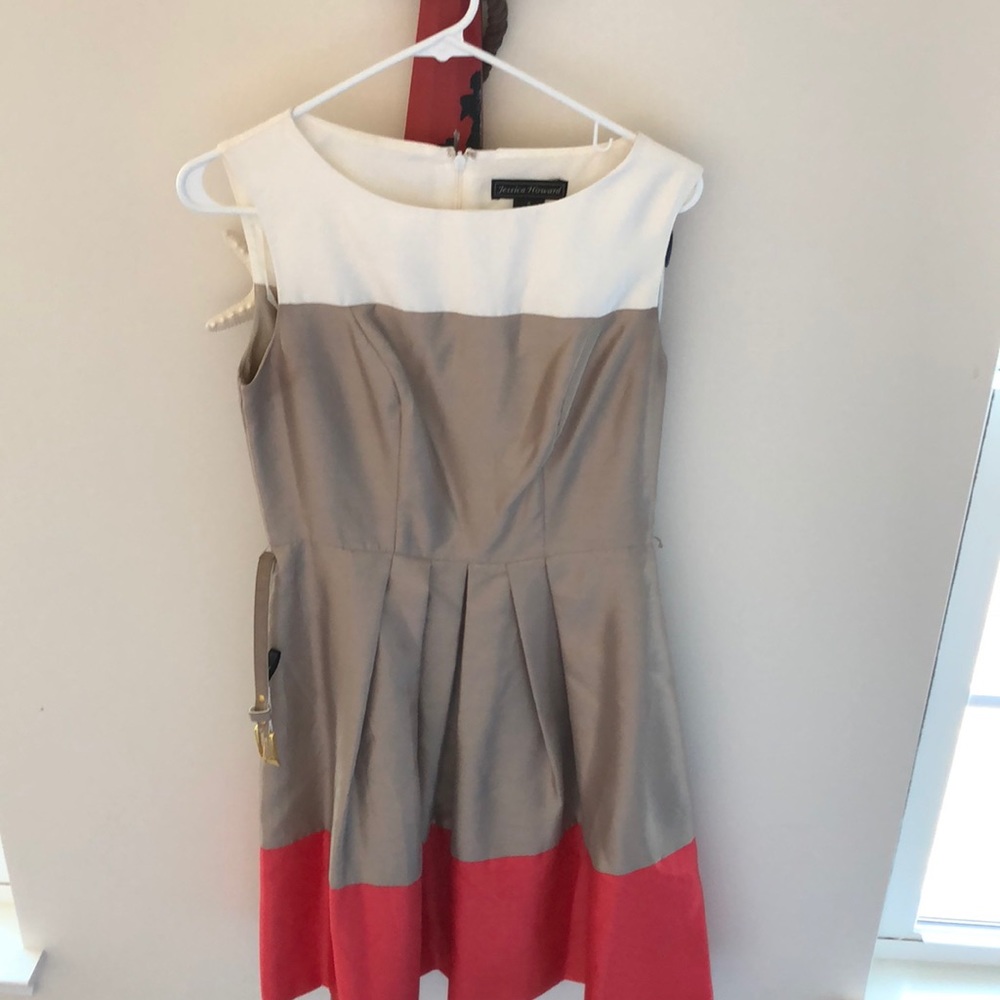 Beautiful Jessica Howard dress